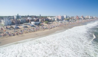 VILLA GESELL YA SUPER EL MILLN DE TURISTAS CON ALTOS NDICES DE CONSUMO Y PROYECCIONES RCORD